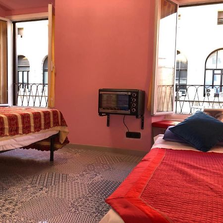 S.P.T. Bed & Breakfast Roma Esterno foto